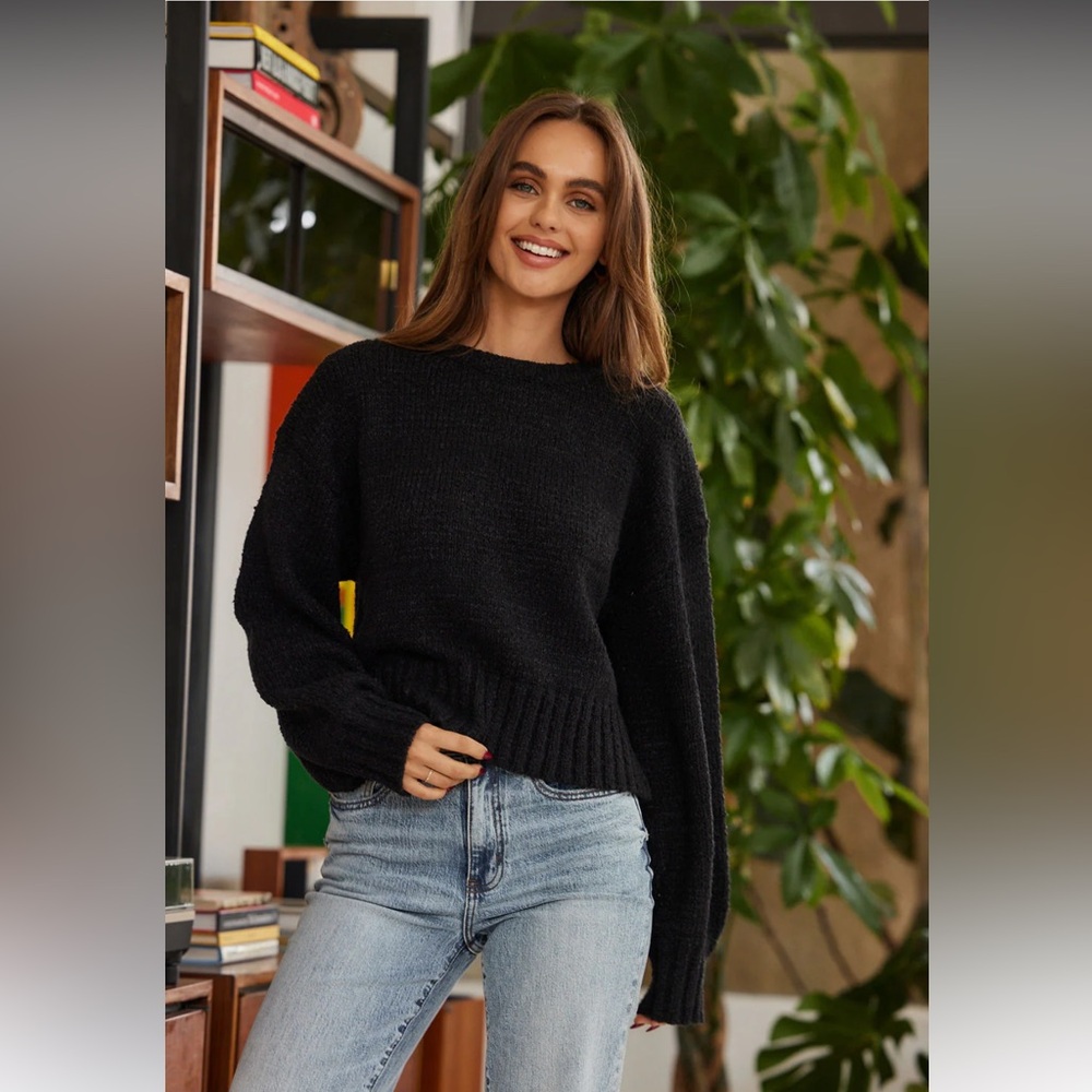 Altar’d State Womens Soft Black Plush Chenille Hip Length Sweater NWTS Medium